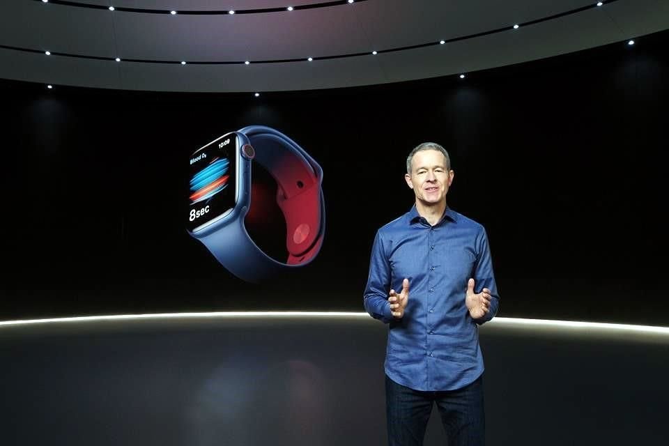 Jeff Williams, director de Operaciones de Apple, en la presentación del nuevo Apple Watch Series 6.