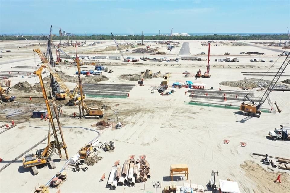 La refinera Olmeca en el puerto de Dos Bocas ser inaugurada el prximo 1 de julio.