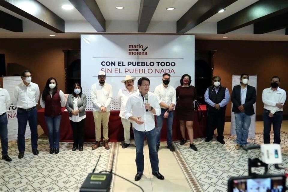 Mario Delgado promocionó este domingo su candidatura en Saltillo, Coahuila.