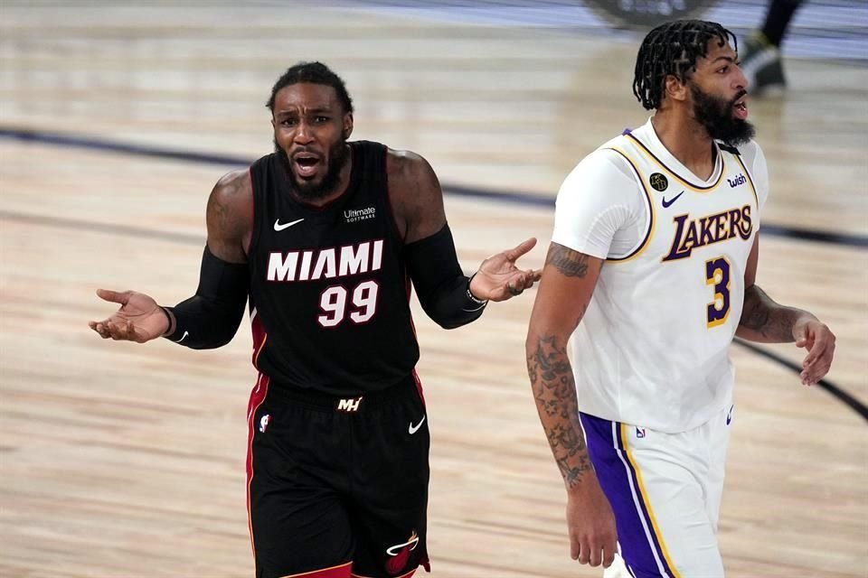 El Heat no supo hacerle frente a los Lakers durante todo el juego.