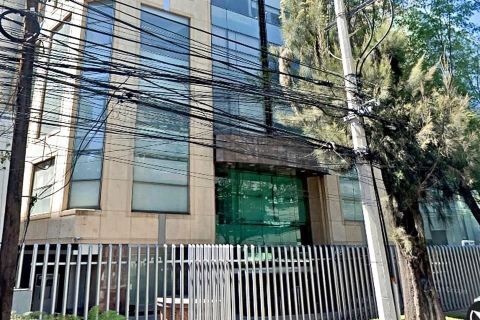 Montes Urales 425, en las Lomas de Chapultepec, sealada como oficina alterna de Pemex.