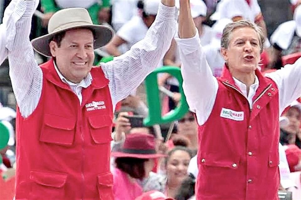 Emilio Zebada asegur ante la FGR que, por rdenes de EPN y Robles, desviaron recursos para posicionar la precandidatura Presidencial de Osorio Chong y para la campaa para Gobernador del Edomex.