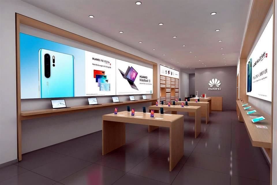 La firma china abrió una tienda en Tlaquepaque, la segunda en la entidad, bajo el concepto de Huawei Experience Store.