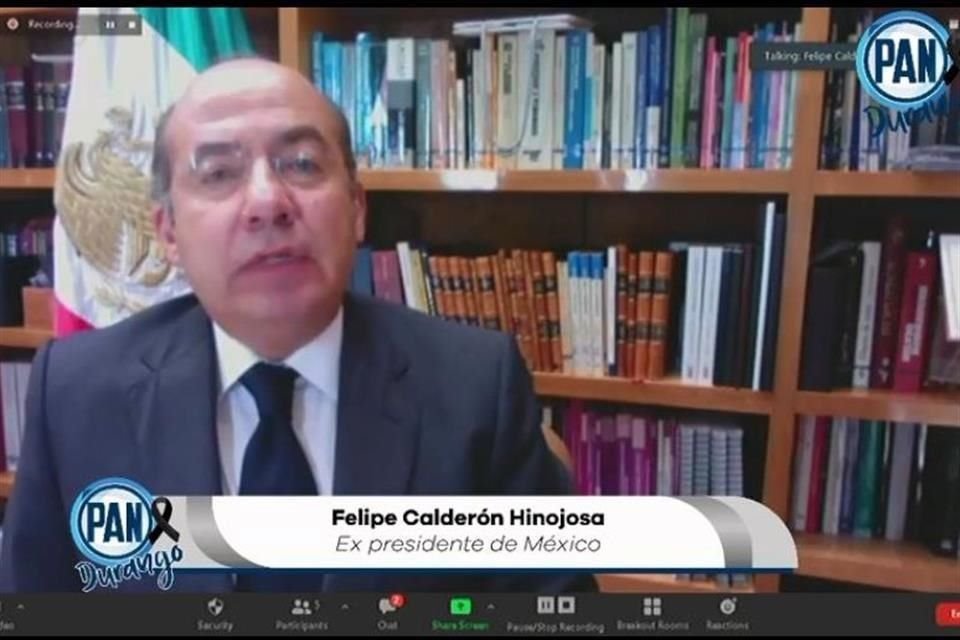 El ex Presidente Felipe Calderón criticó al actual Gobierno federal por el manejo que ha hecho de la pandemia del Covid-19.