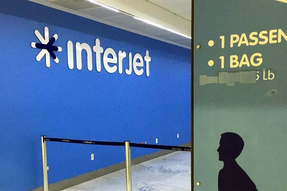 Desde el sábado pasado, Interjet dejó de operar porque no pagó la turbosina para sus vuelos.