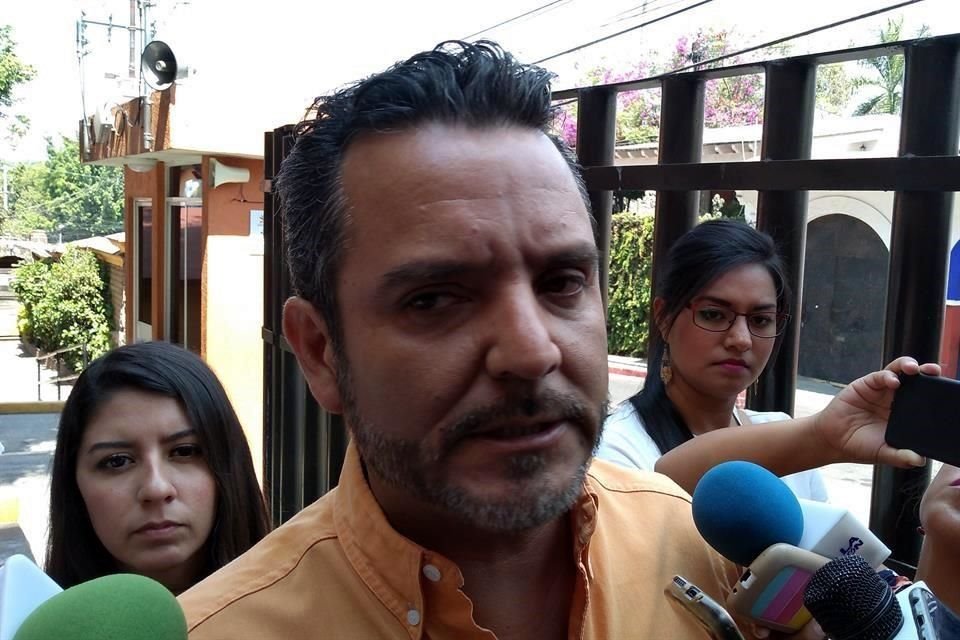 Jesús García Aguilar, abogado del Presidente municipal, aseguró que Antonio Villalobos no está separado de su cargo gracias a un amparo.