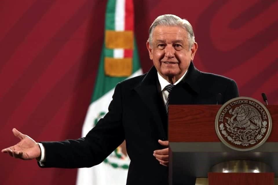 El Presidente dijo que se investigan los sobornos que la empresa suiza Vitol pagó a funcionarios de Pemex en su Gobierno y el de Peña Nieto.