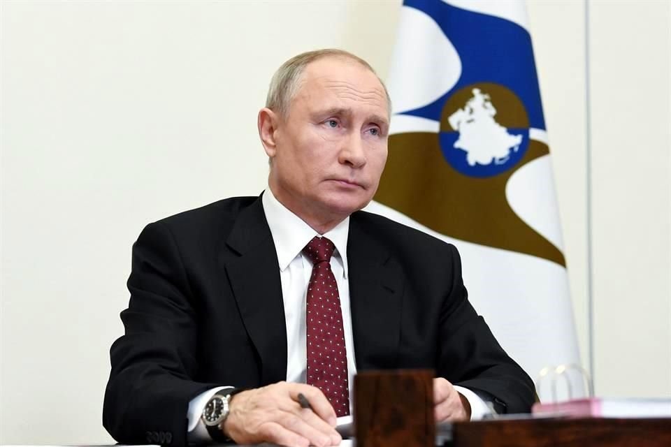 El Presidente ruso, Vladimir Putin, felicitó a Joe Biden por su victoria en la elección presidencial de Estados Unidos, afirmó Gobierno.