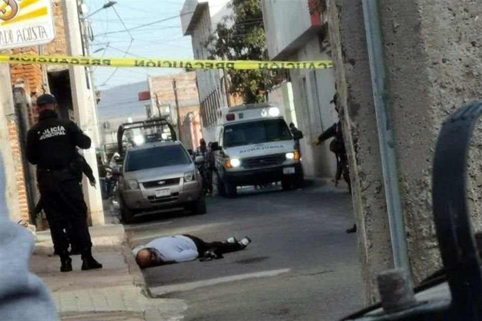 El Presidente afirmó que Guanajuato concentró el 19% de los 68 homicidios registrados en un solo día, por lo que ofreció atender descomposición. 