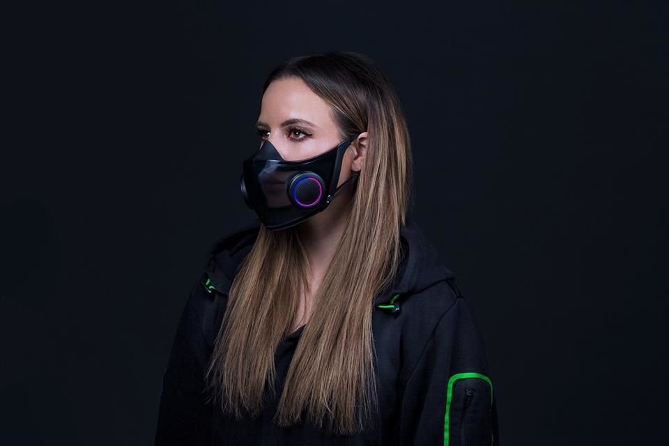 Project Hazel es una máscara inteligente que proporciona protección respiratoria de grado médico N95, acompañada de ventiladores activos desmontables y recargables.