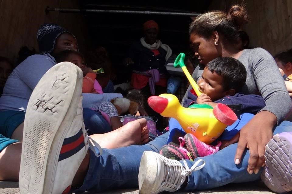 La caravana que partió desde Honduras, y cuyo destino final es EU, incluye a niños, niñas y adolescentes.