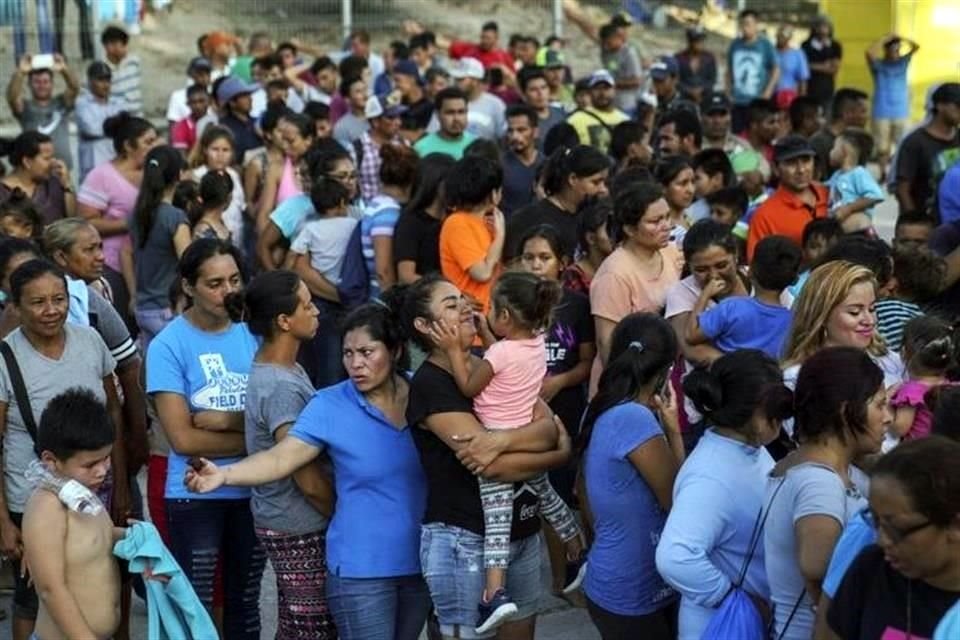 'Permanece en México' dejado a decenas de miles de solicitantes de asilo en una espera indefinida en México mientras sus casos son revisados por las autoridades judiciales de EU.