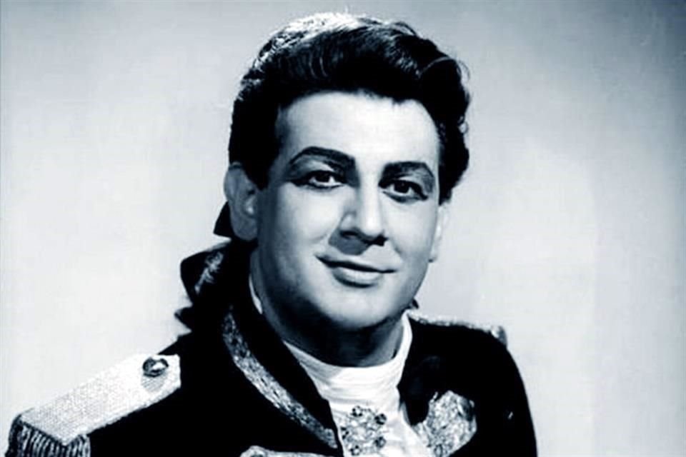 El tenor español debutó en el MET de NY como Maurizio en Adriana Lecouvreur, el 28 de septiembre de 1968.