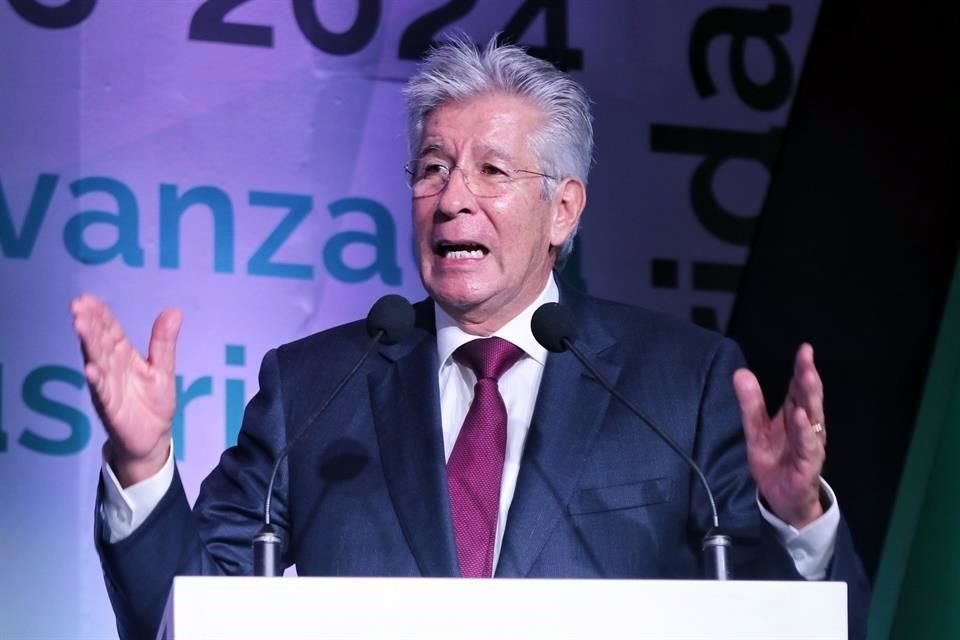 Gerardo Ruiz Esparza fue Secretario de Comunicaciones y Transportes en el sexenio de Enrique Peña Nieto.