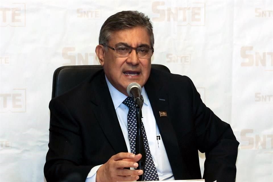 El secretario general del SNTE, Alfonso Cepeda Salas.