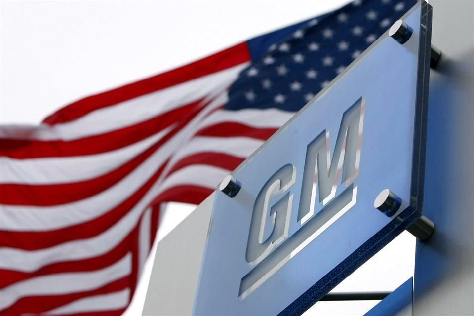 En el cuarto trimestre de 2020, GM ganó 2 mil 800 millones de dólares, o 1.93 dólares por acción, frente a la pérdida de 194 millones de igual periodo del año previo.