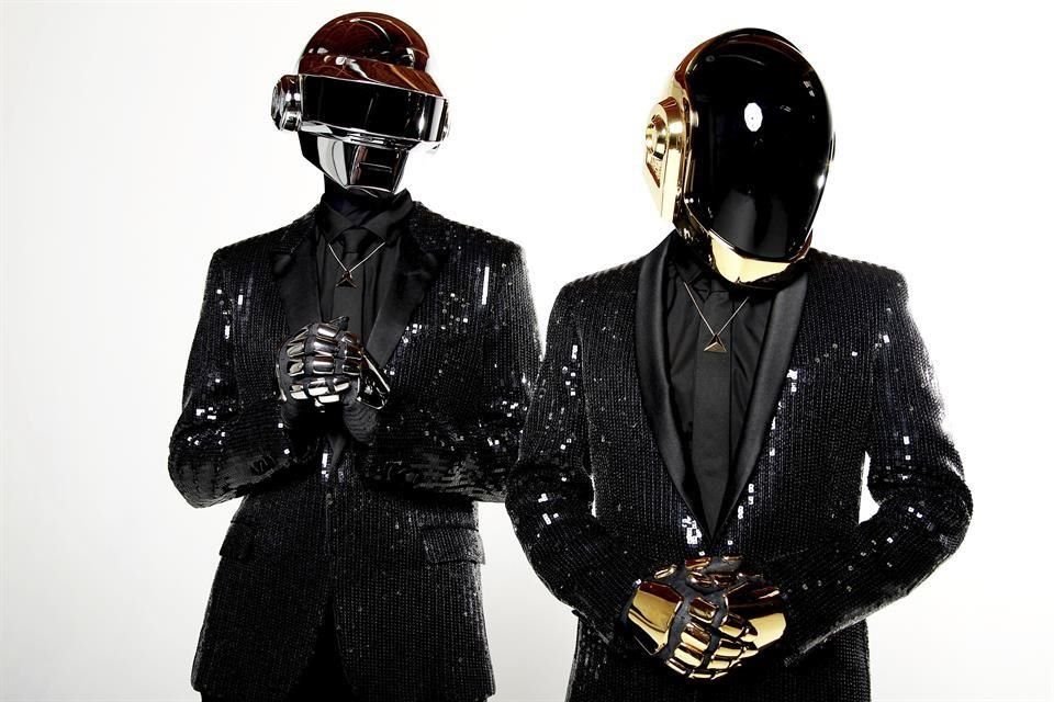 La dúo francés de música electrónica, Daft Punk, anunció este lunes su separación y retiro de la música a través de un video al que llamaron 'Epílogo'.