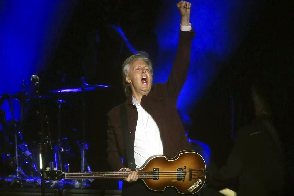 Paul McCartney anunció la publicación de un libro de memorias, que a la vez sirve como cancionero de sus más de seis décadas de carrera.
