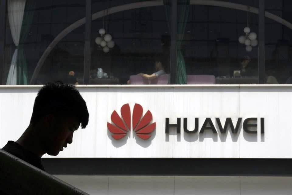 Huawei está en conversaciones con fabricantes de automóviles para usar sus plantas para producir los vehículos eléctricos.
