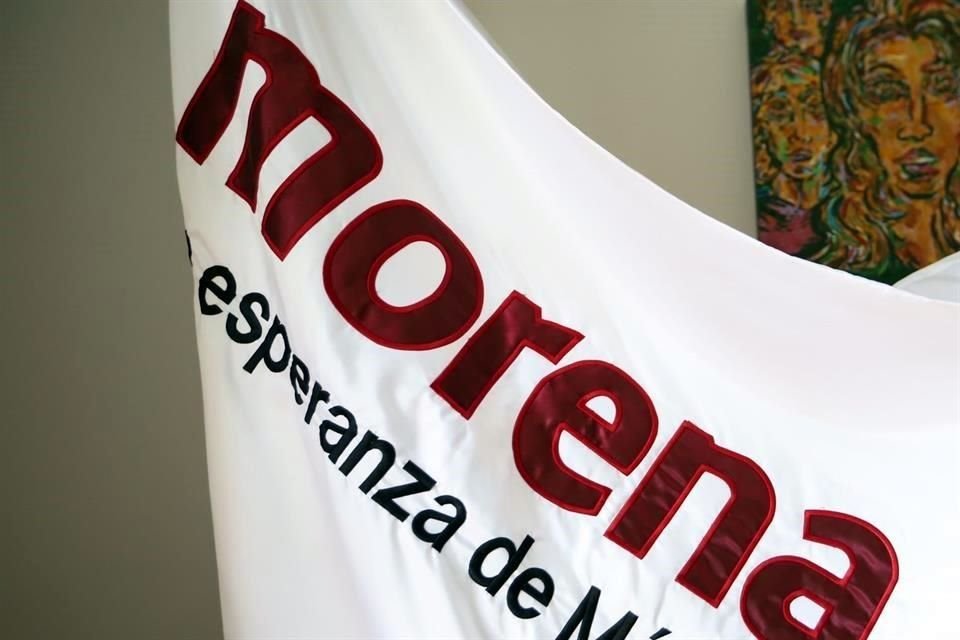 Morena se sum a llamado de AMLO para que se indague freno a reforma elctrica y dijo que hay intereses del 'antiguo rgimen neoliberal'.