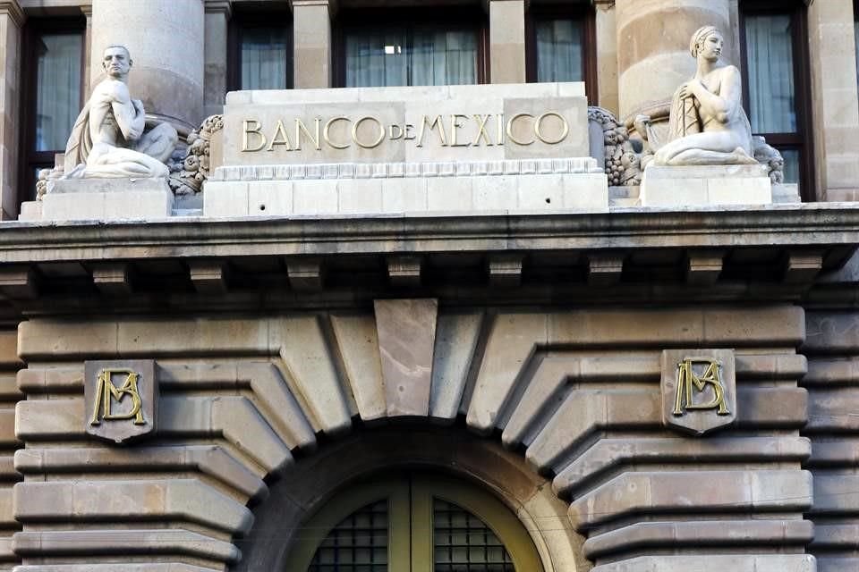 Banxico consideró que el balance de riesgos para la inflación es al alza.