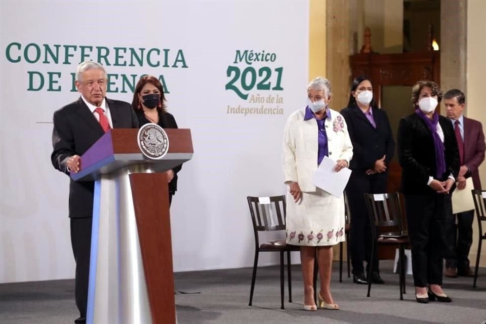 El Presidente dijo que el #8M no es para felicitar, sino para refrendar el compromiso por la igualdad y recordar lucha de mujeres en las transformaciones.