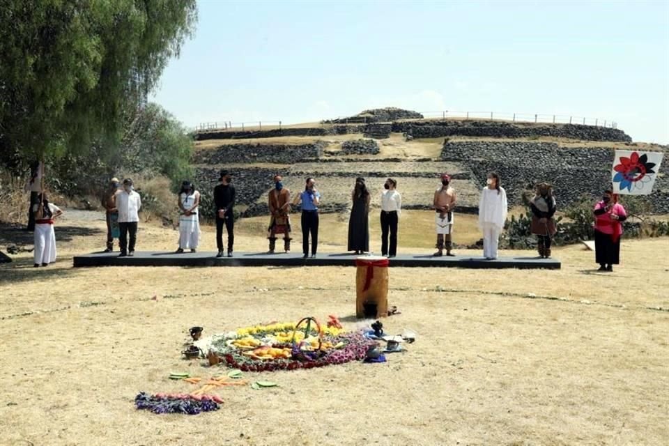 La Mandataria local observó una ceremonia de miembros de pueblos originarios.