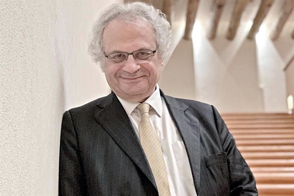 Amin Maalouf observa una sociedad a la deriva, aún así el escritor teje una fábula esperanzadora en su más reciente novela.