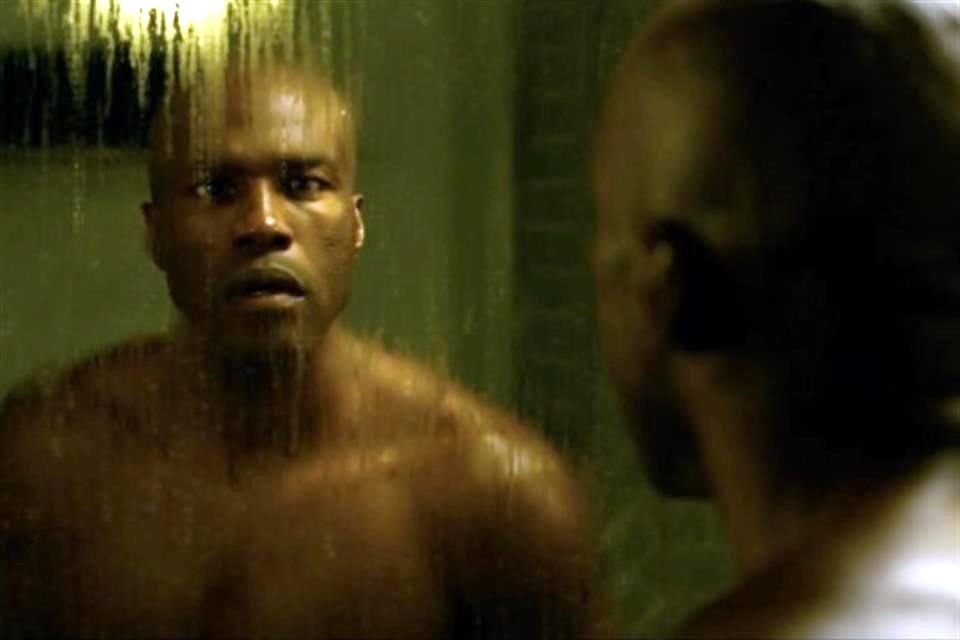 Warner Bros. lanzó un sitio web en donde se pueden ver escenas breves del filme, previo al estreno mundial del tráiler de 'The Matrix Resurrections'.
