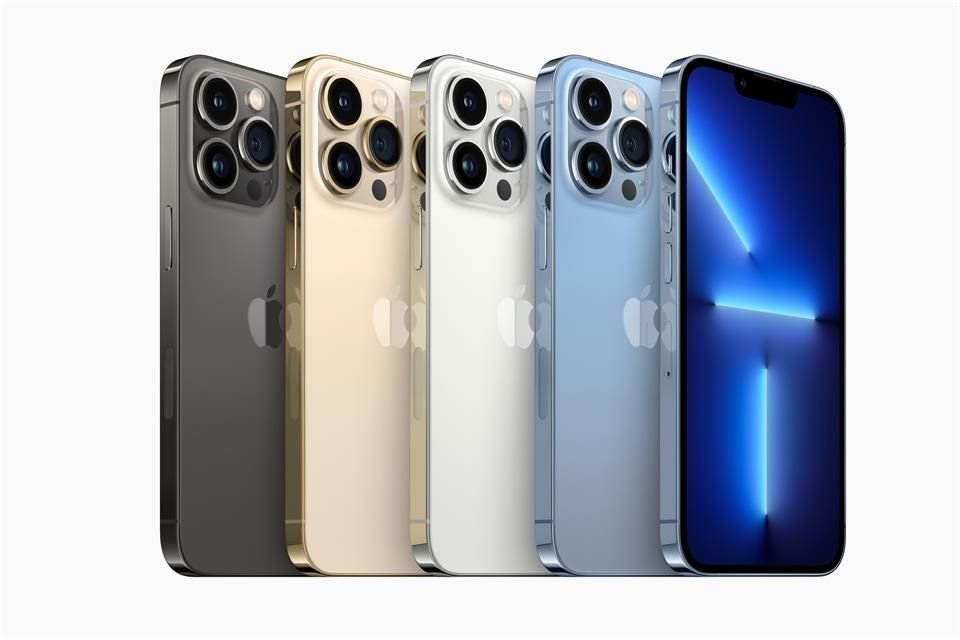 El iPhone 13 Pro tendrá un precio inicial de 26 mil pesos, mientras que el iPhone 13 Pro Max estará disponible desde los 29 mil pesos; llegarán en colores azul sierra, plata, oro y grafito.