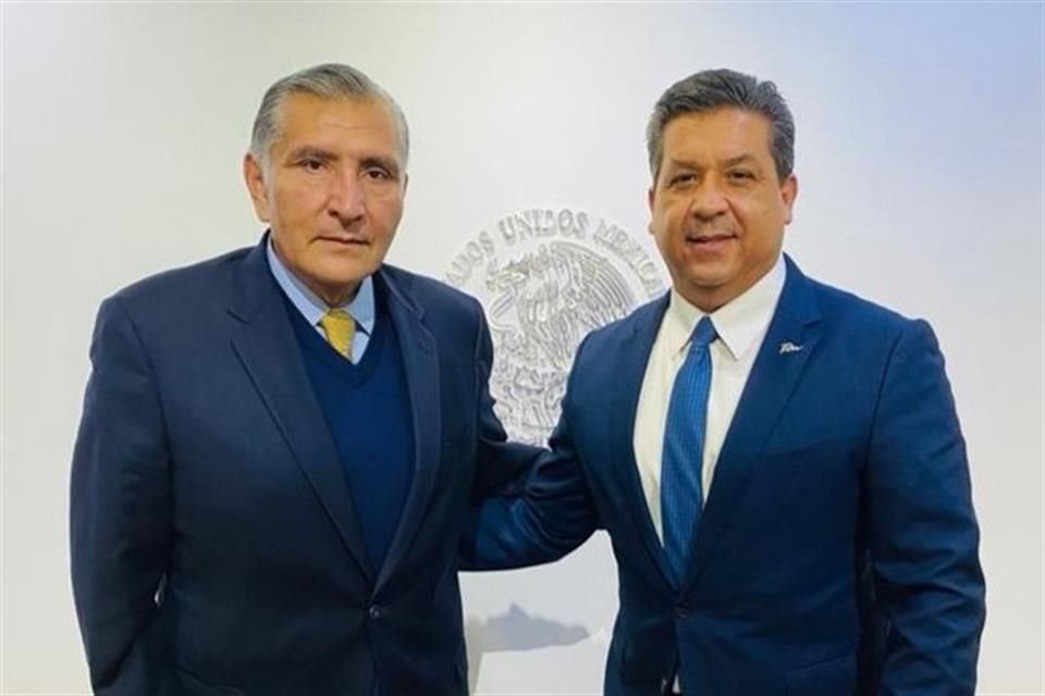 En medio de escándalo por su situación legal, Gobernador de Tamaulipas, García Cabeza de Vaca se reunió con Adán López, titular de Segob.