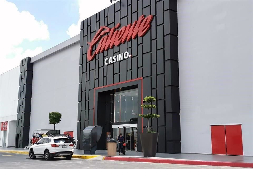 Después de 9 años Casino Caliente ya está operando en Jalisco de nuevo.