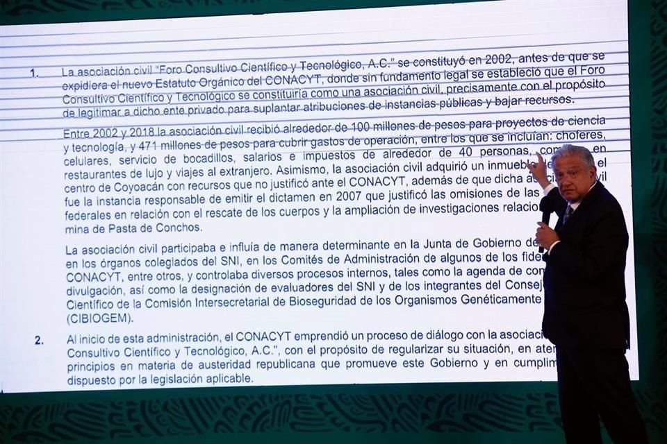 Informe enviado por María Elena Álvarez-Buylla a AMLO detalla algunos de los excesos presupuestales que están sujetos a investigación.