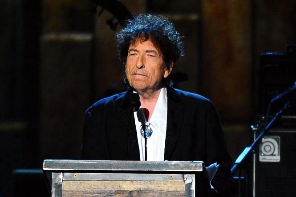 El cantautor Bob Dylan anunció su regreso a los escenarios con su gira 'Rough and Rowdy Days', que se detuvo debido a la pandemia.