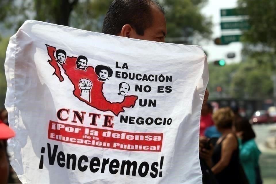 La CNTE llegó a un acuerdo con el Gobernador para el pago a 28 mil maestros.