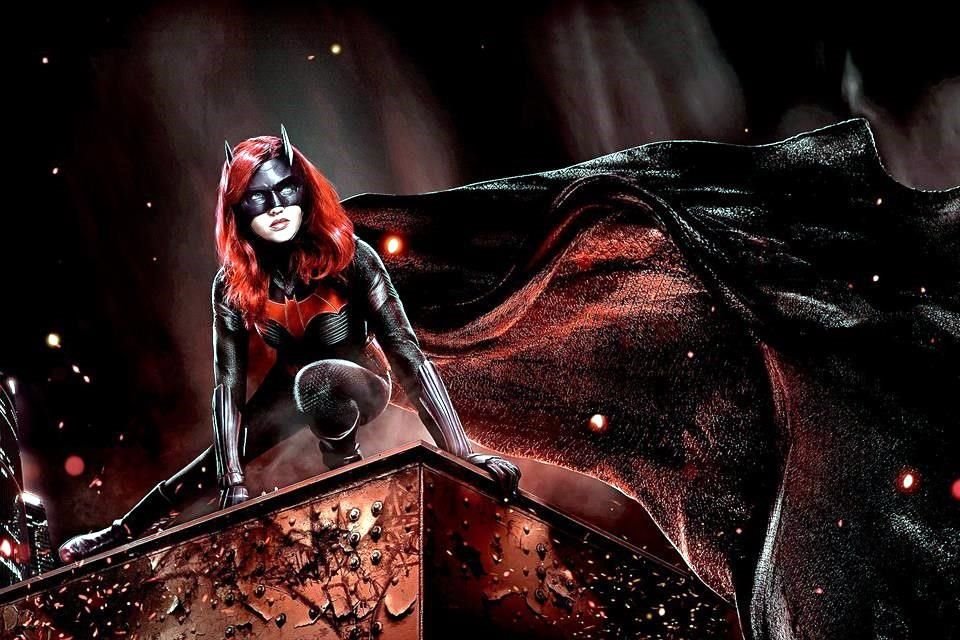 En 2006, Batwoman revel estar enamorada de la ex detective Renee Montoya.