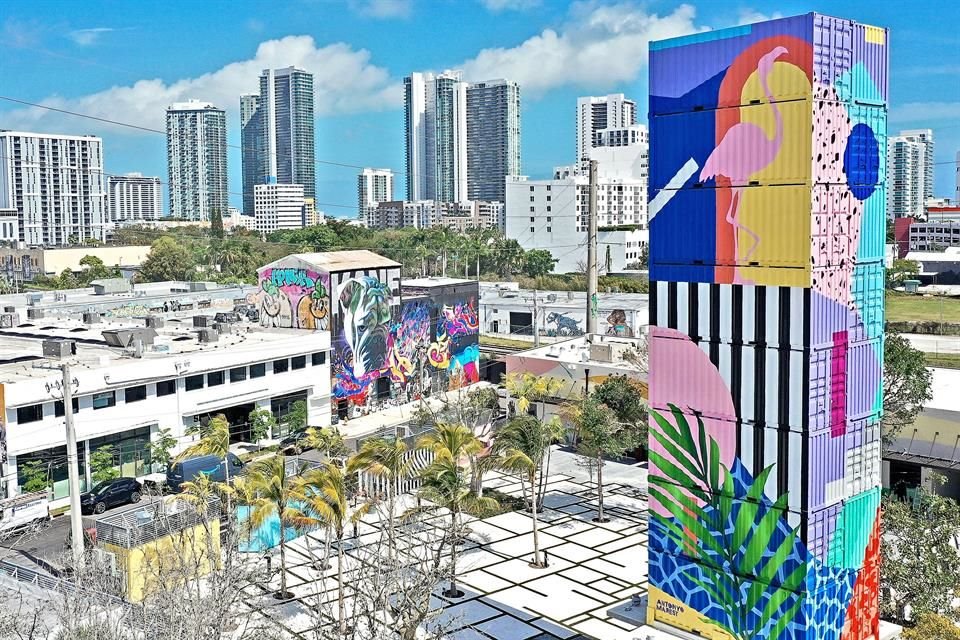 Los amantes del arte hallarán en Wynwood, un barrio en el que es posible visitar más de 70 galerías y admirar magníficos murales que han dotado de personalidad a Miami.  