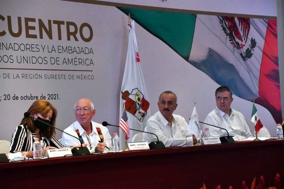 Funcionarios de México y empresarios de EU se reunieron en Tabasco.