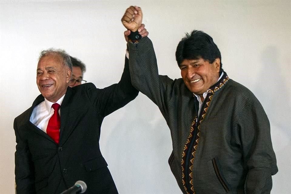 El ex Presidente de Bolivia, Evo Morales, con el líder del PT, Alberto Anaya.