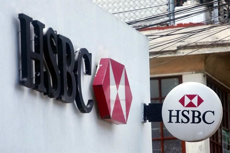 HSBC también busca mejorar la infraestructura física de sus sucursales en México.