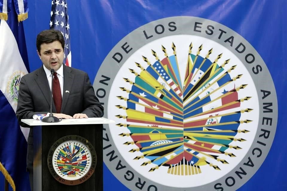 El enviado especial de Estados Unidos para el Triángulo Norte de Centroamérica, Ricardo Zúñiga, en una conferencia de prensa el pasado 7 de abril.
