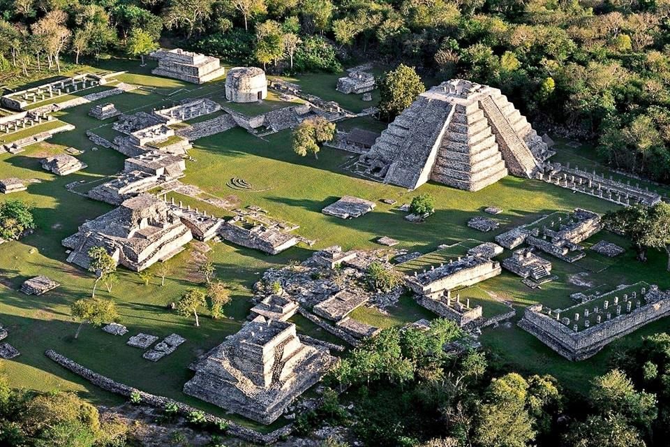 Mayapán, conocida como 'Bandera de los Mayas' es considerada como la última gran capital maya y resguarda aproximadamente unas cuatro mil estructuras.