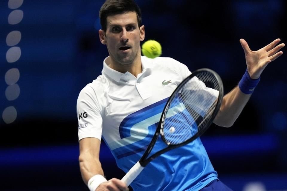 Djokovic no pudo cerrar el año con el título de Maestro.