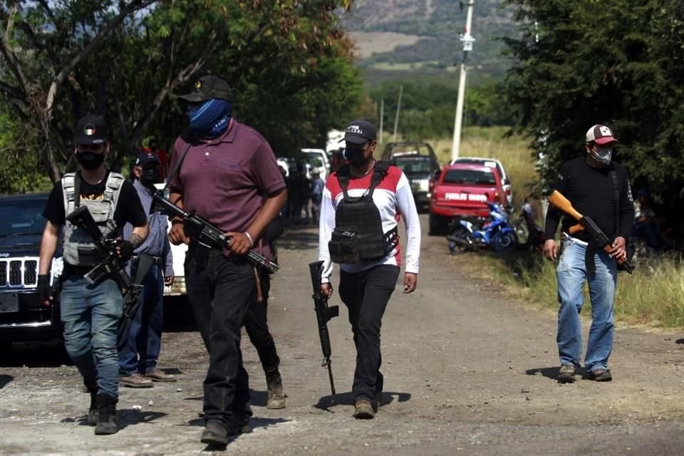 Pueblos Unidos ha realizado marchas armadas en varios municipios de Michoacán durante el último año.