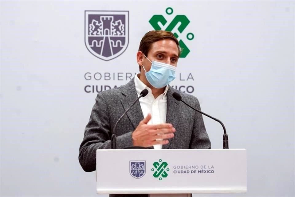 Luego de que la Zona Metropolitana rebasó proyección de 'escenario más drástico' por hospitalizaciones, Eduardo Clark arguyó que no se contemplaba el impacto de variante Delta.
