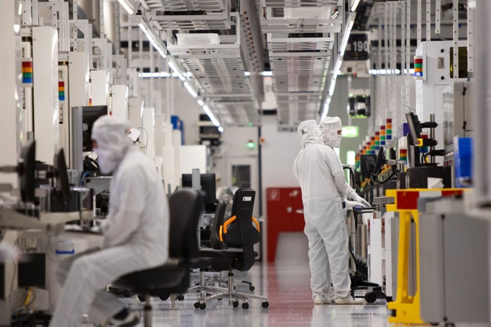 Ejecutivos de la industria estiman que el desabasto de semiconductores podría extenderse al próximo año.