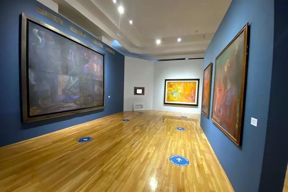 La exposición del artista zacatecano fue desplegada en las salas del segundo piso del Museo del Palacio de Bellas Artes.