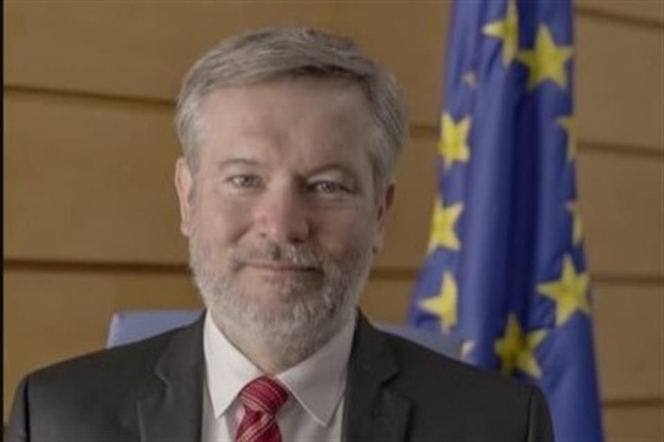 Gautier Mignot, Embajador de la Unión Europea.