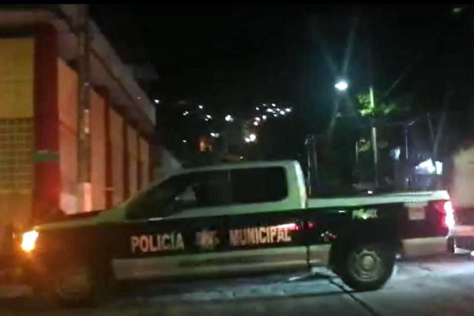 En ataque armado, dos policías que se encontraban de descanso fueron asesinados en Acapulco, Guerrero.