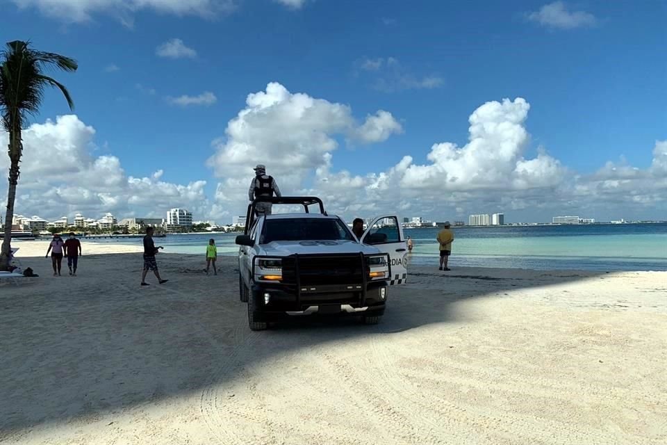Este martes se registraron disparos en Playa Langosta, Cancún.